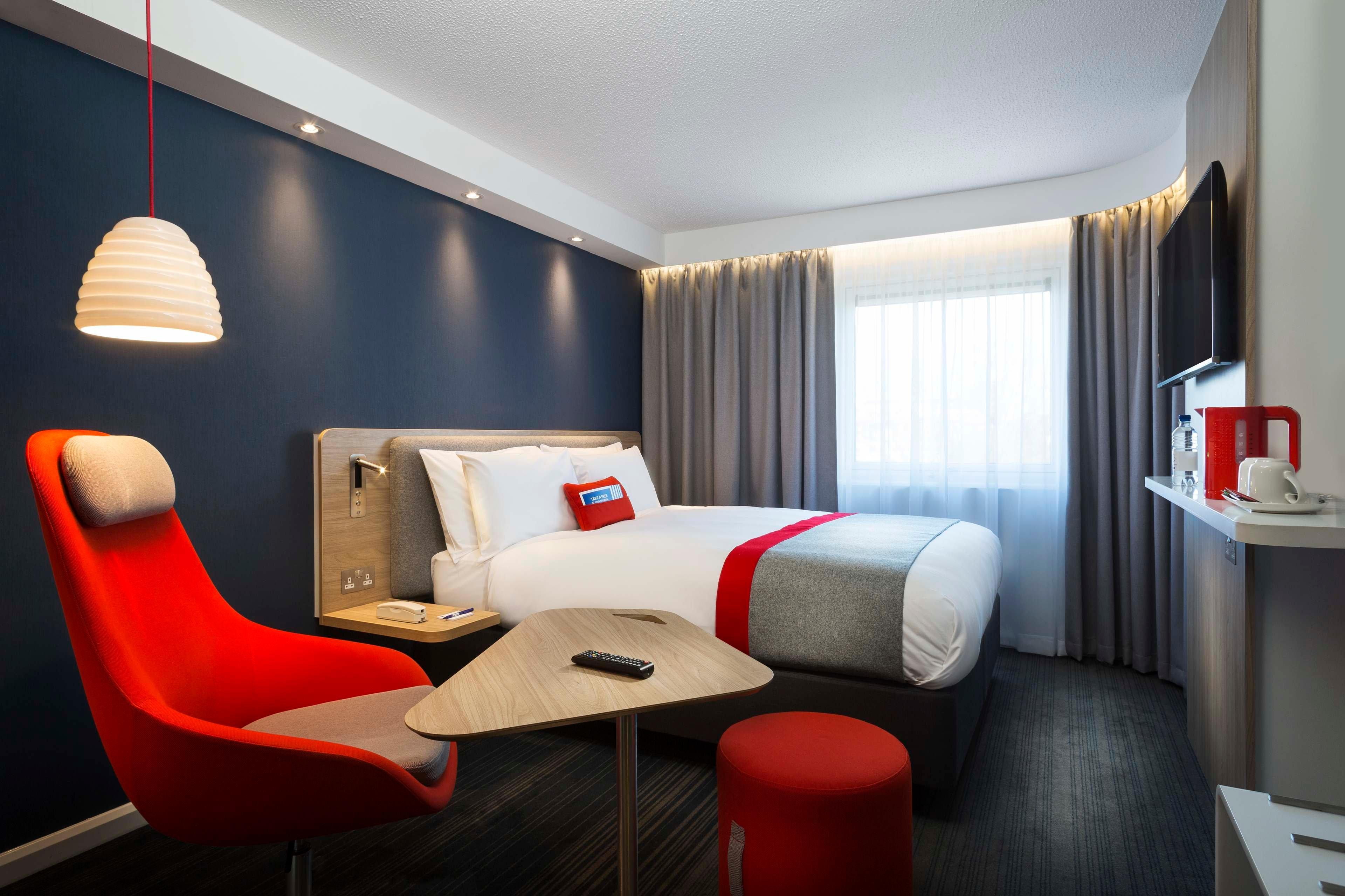 Express By Ihg 3*