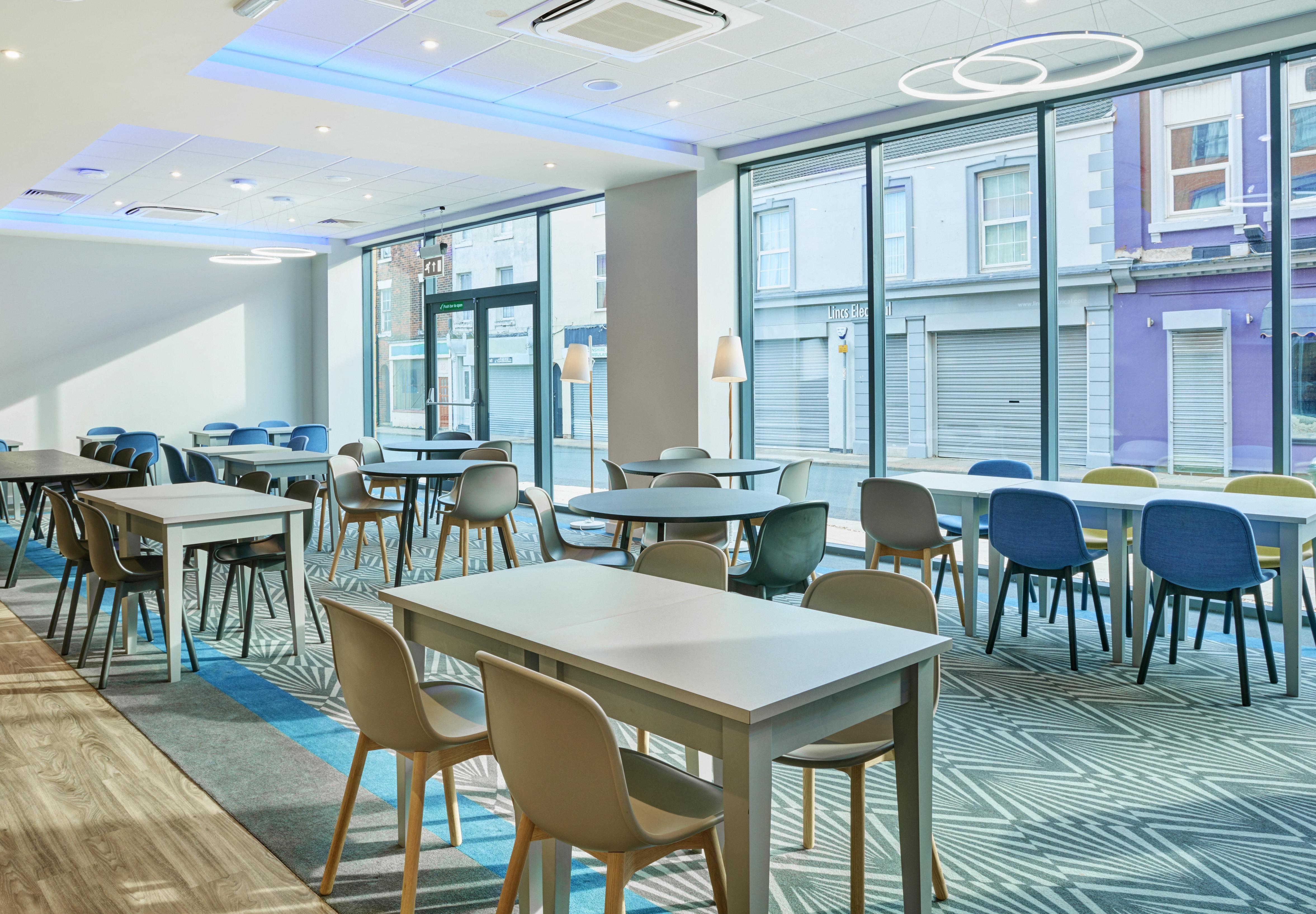 Express By Ihg Hotel
